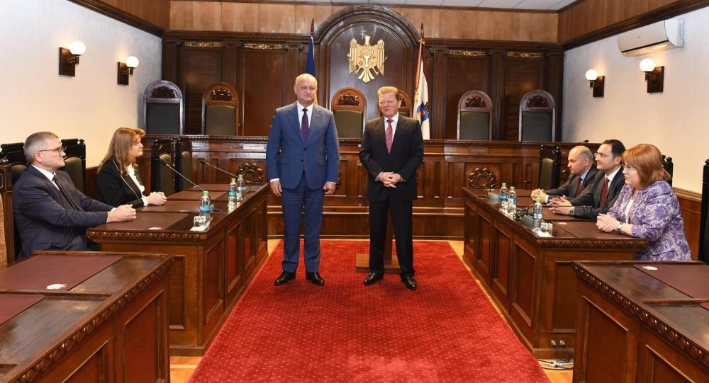 Pro-Moldova sesizează Procuratura Generală privind implicarea lui Igor Dodon în activitatea Curții Constituționale